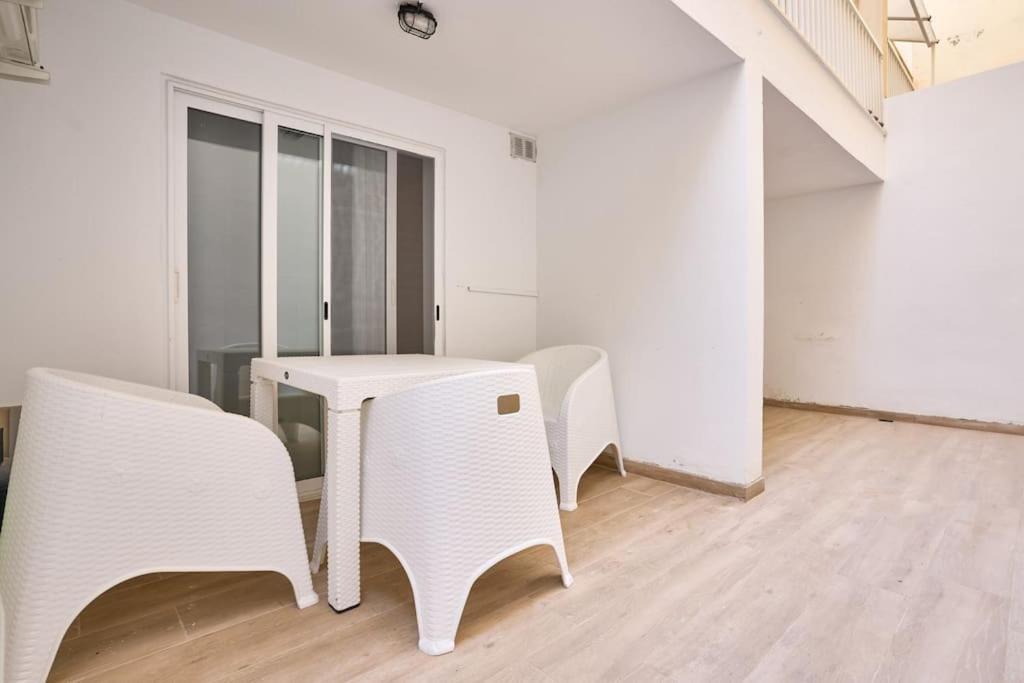 Urban Front - Walking Distance From Paceville And St George Bay Beach Is-Swieqi Esterno foto